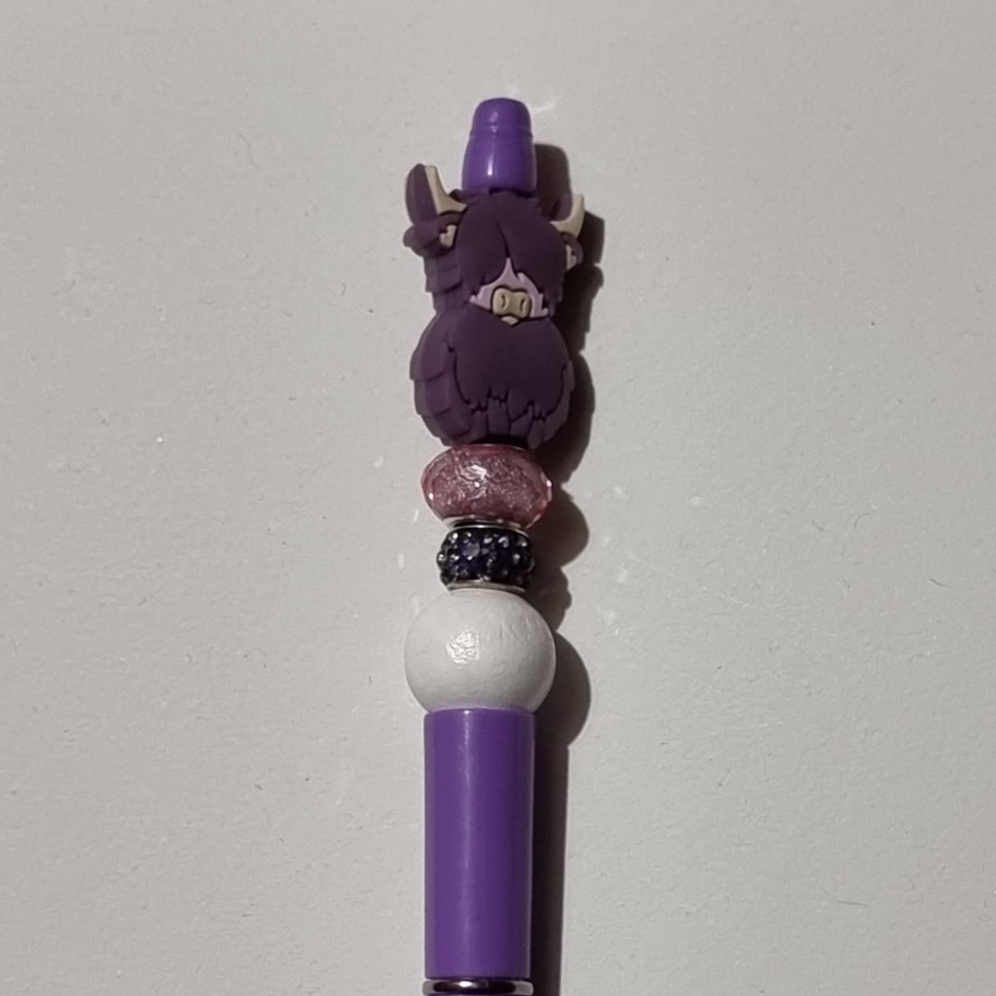 Highland Cow Beaded Pen - Handmade beaded pen black ink, Cute stationery pen